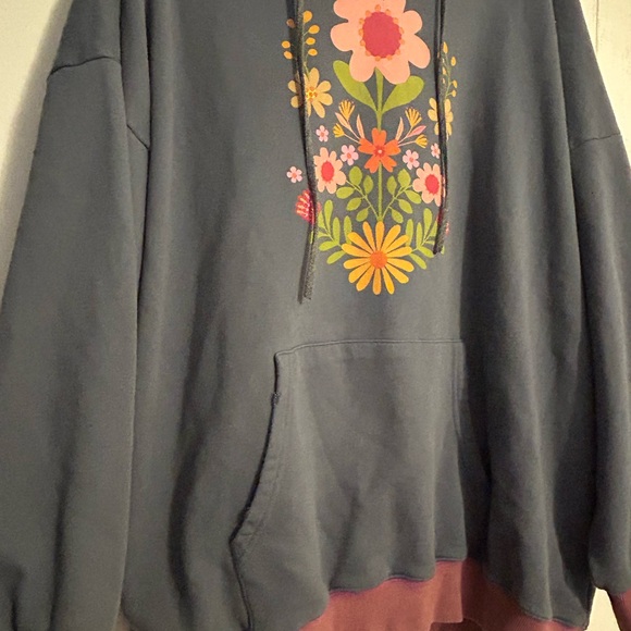 Natural Life Floral Graphic Pullover Hoodie - Picture 2 of 6